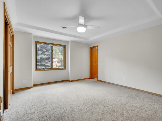 Building Photo - 16374 Sandstone Dr