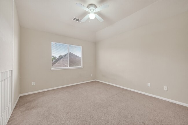 Building Photo - 4623 Russett Ln