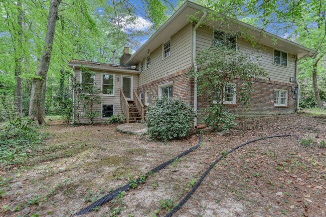 Building Photo - Prestigious Dunwoody Georgia