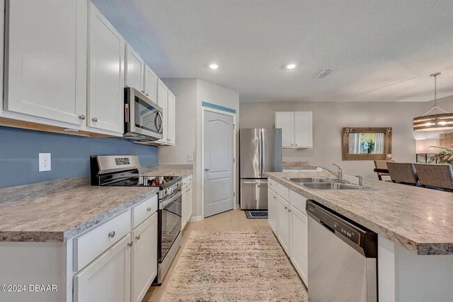 Building Photo - 136 Old Mill Pond Rd