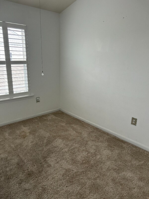 Building Photo - 23545 Devonshire Rd