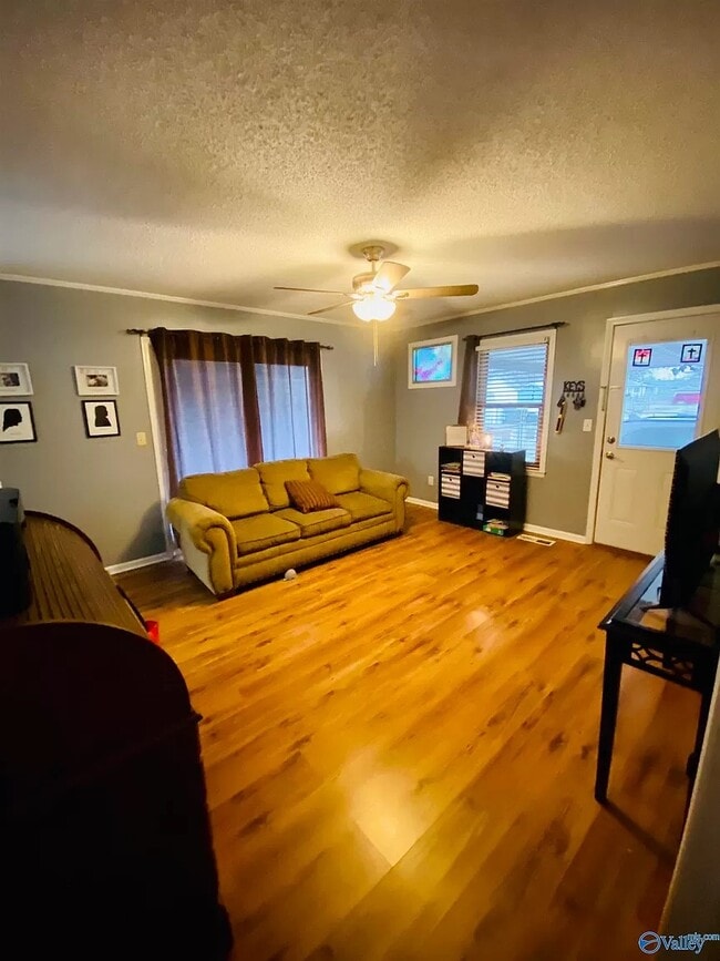 Building Photo - 1204 19th Ave SE