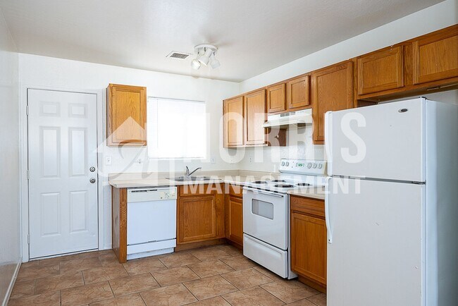 Building Photo - 10179 W Durango Cir