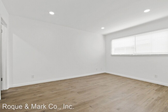 Building Photo - 2 br, 2 bath Apartment - 828 18th Street 8...