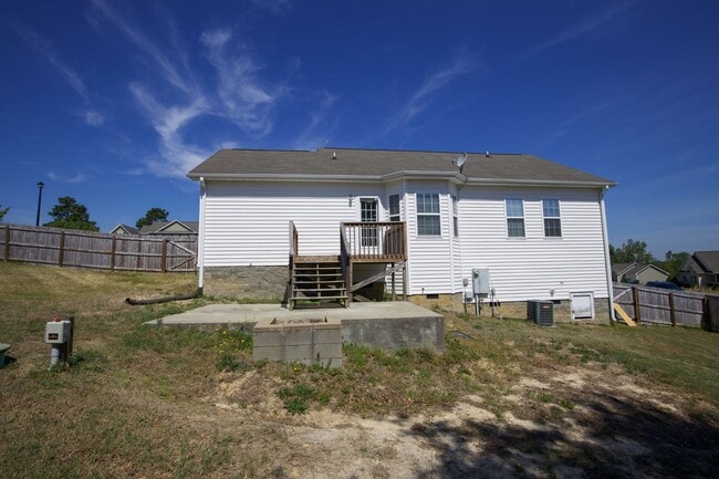 Building Photo - 27 True Blue Dr