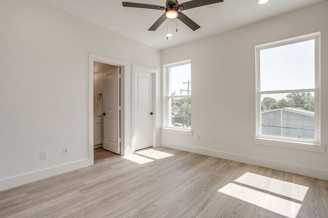 Building Photo - 2801 Forest Park Blvd