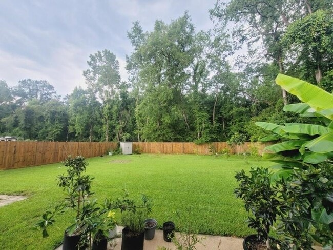 Building Photo - 2136 Little River Ln