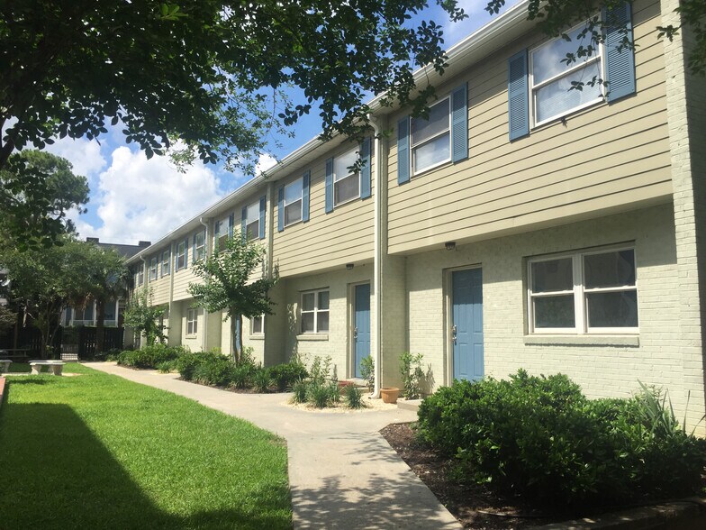 Building Photo - 16 Reid St