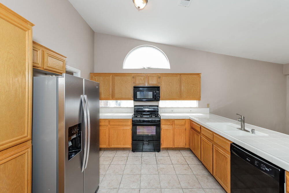Building Photo - 6409 Rancho Santa Fe Dr