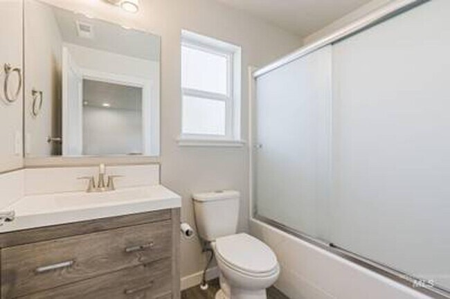 Building Photo - 3 bed, 3 bath townhome will be ready in May for you