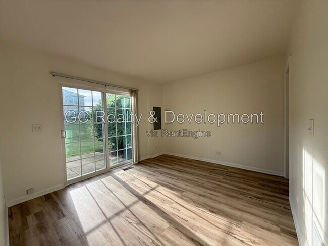 Building Photo - 1068 Turin Dr