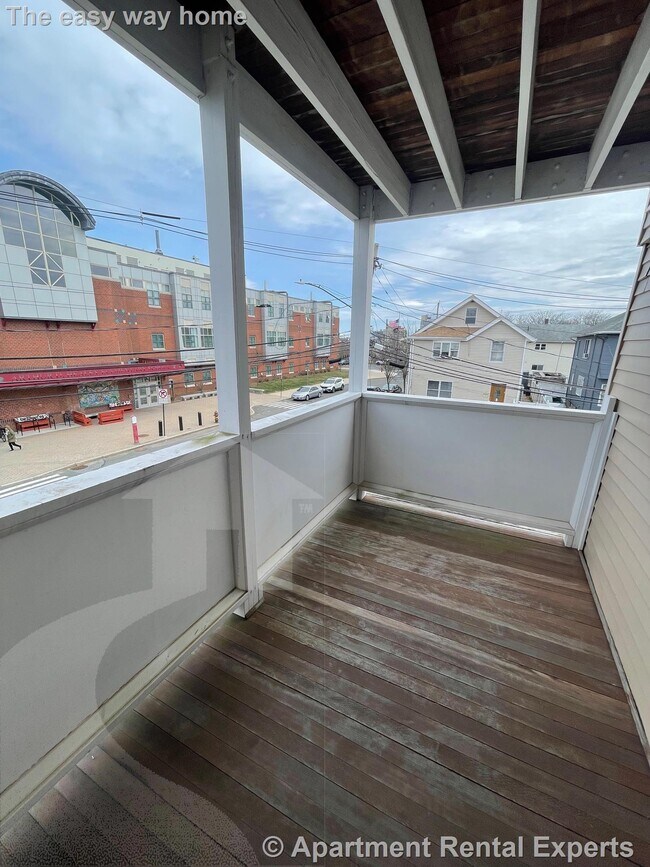 Building Photo - 3 Edgar Ct