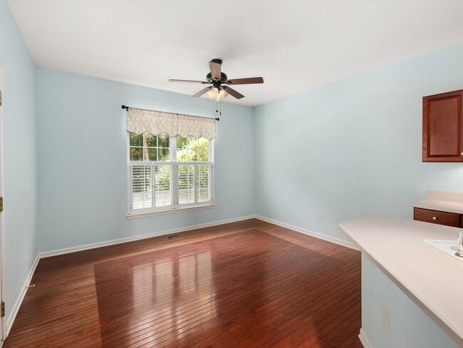 Building Photo - 9 Penhurst Ct