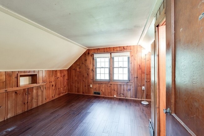Building Photo - 69 Aldrich Dr