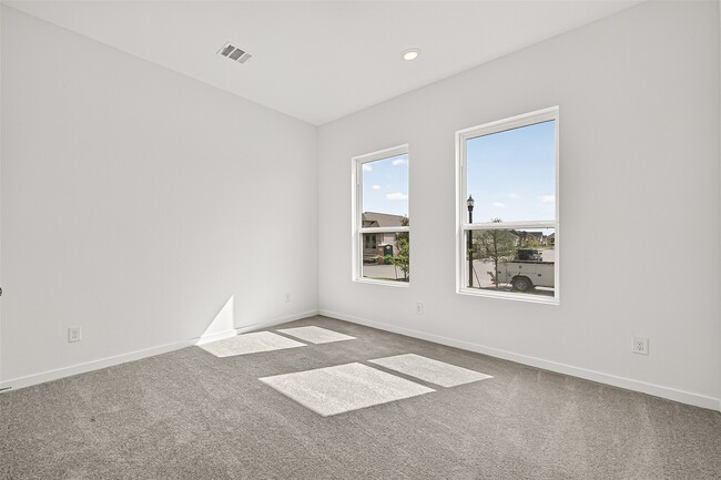 Building Photo - 2419 Hazel Berry St