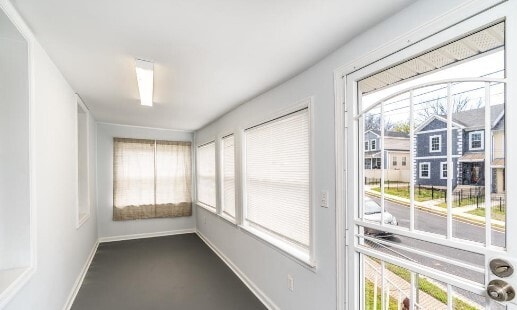 Building Photo - 609 49th Pl NE