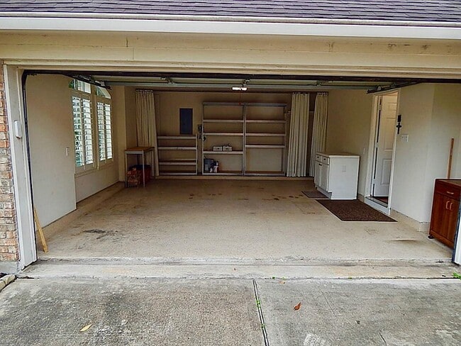 Building Photo - 13622 Clareton Ln