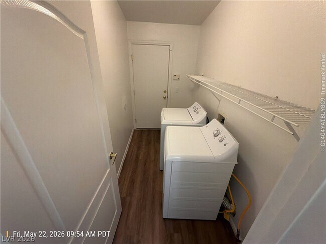 Building Photo - 343 Mulberry Glen Dr