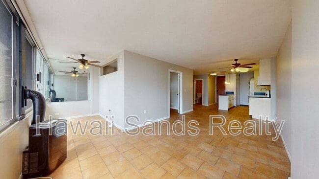Building Photo - 435 Seaside Ave