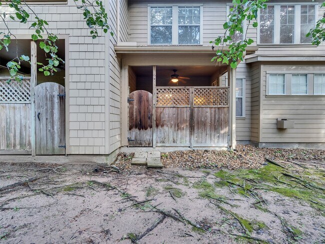 Building Photo - 83 Scarlet Woods Ct