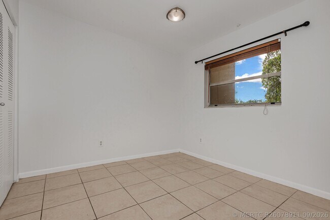 Building Photo - 5790 Stirling Rd