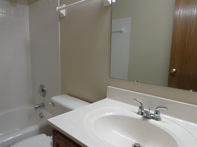 Building Photo - 5104 Hilliard Green Dr