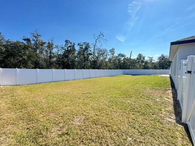 Building Photo - 455 Marion Oaks Dr