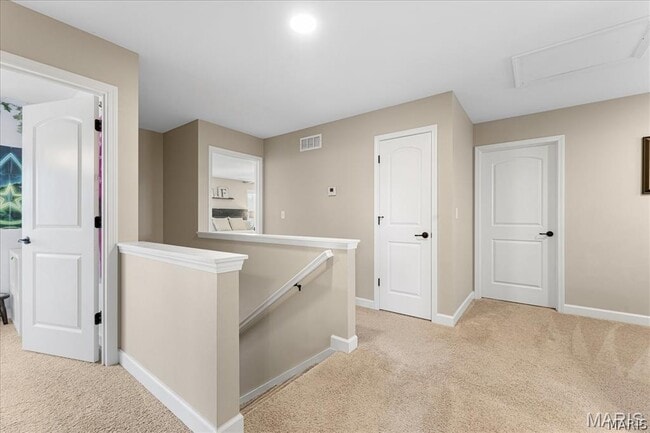Building Photo - 601 Monarch Dr