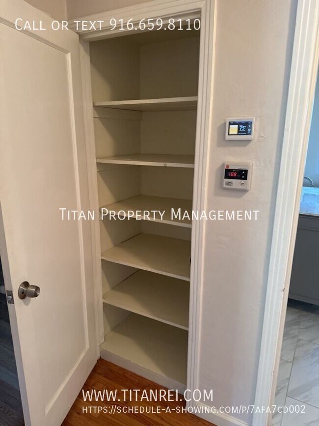 Building Photo - 5974 11th Ave