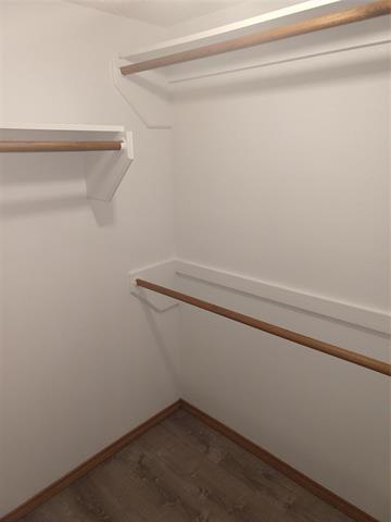 Building Photo - 6218 Paradise Dr