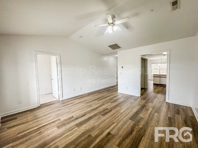 Building Photo - 5170 Deveron St