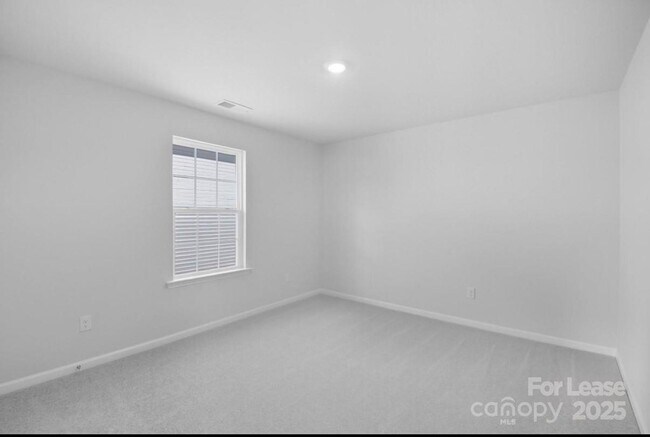 Building Photo - 4326 Shimmering Stone Wy