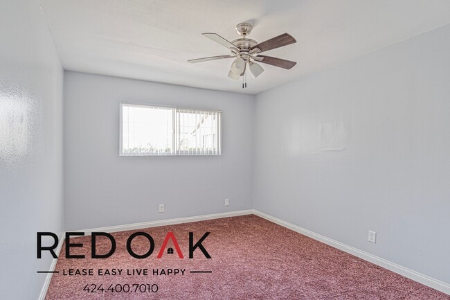 Building Photo - 9210 Somerset Blvd