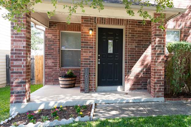 Building Photo - 16134 Branching Oaks