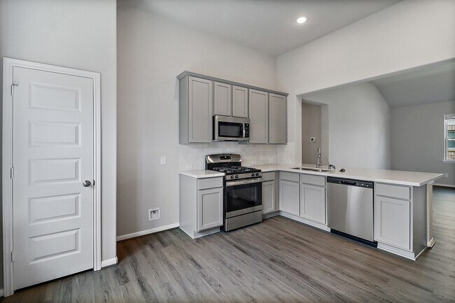 Building Photo - 8431 Moonlight Bay Cir