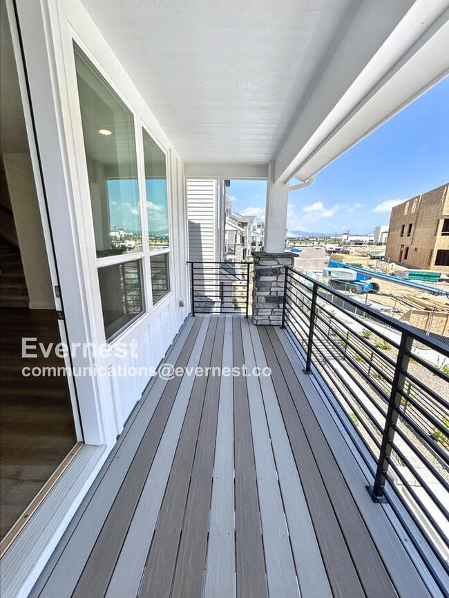 Building Photo - 10729 Lewanee Pt
