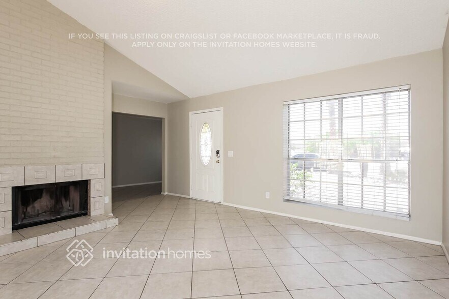 Building Photo - 12303 N 85th Ln