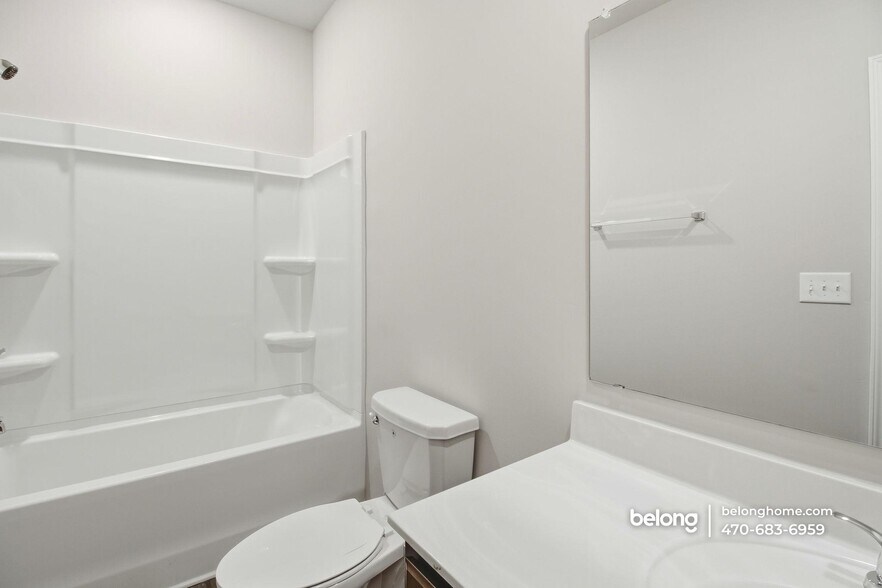 Building Photo - 2106 Irvin Ct