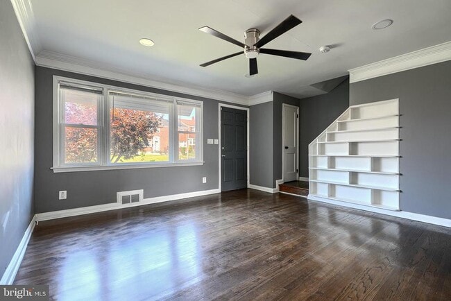 Building Photo - 1618 Wadsworth Way