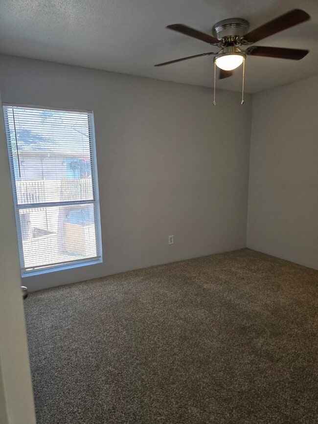 Building Photo - 4747 Allendale Rd