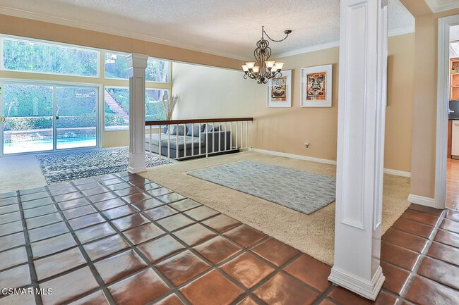 Building Photo - 2367 Silver Spring Dr