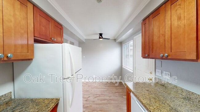 Building Photo - 625 F St