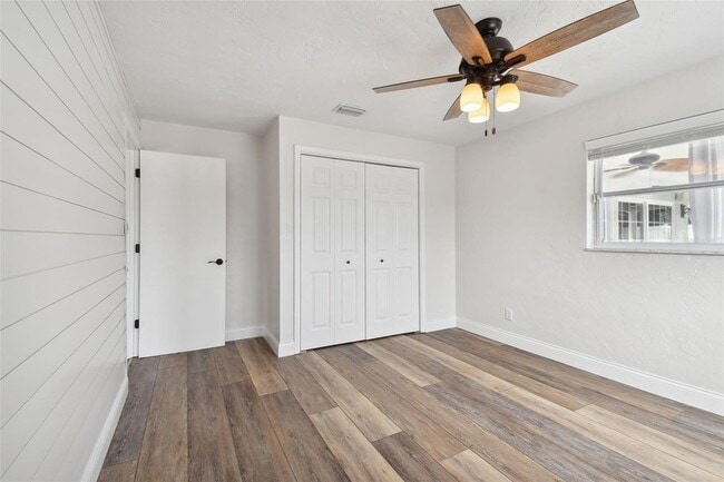 Building Photo - 4328 40th St S