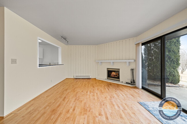Building Photo - 54 Lausanne Ct