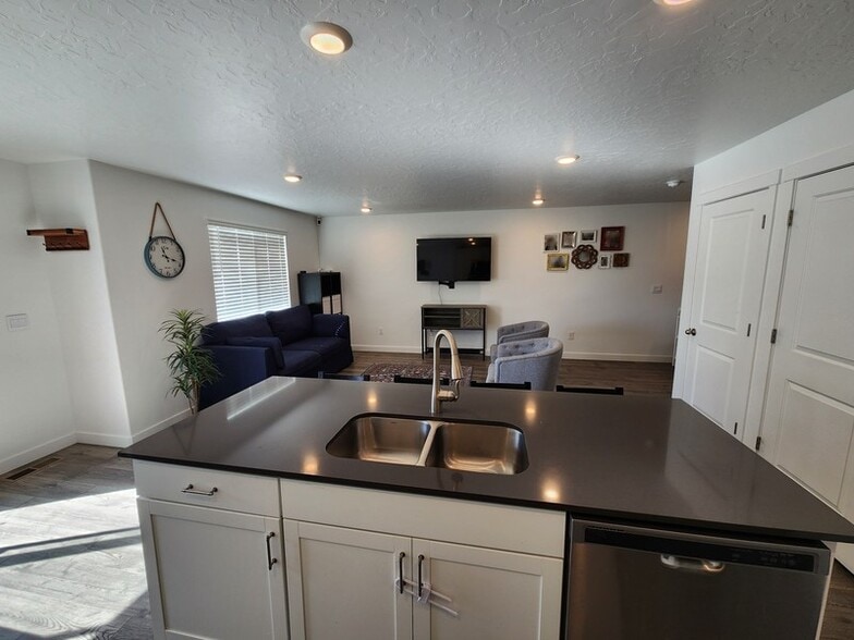 Building Photo - 3709 W 930 N