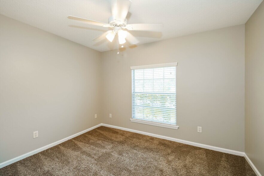 Building Photo - 1274 Bedrock Dr