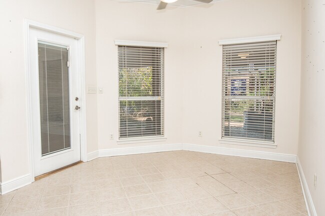 Building Photo - 1777 Bridgeport Colony Ln