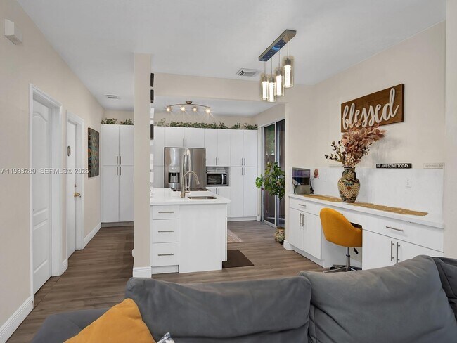 Building Photo - 13564 NW 7th St