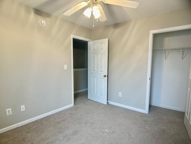 Building Photo - 157 Woodson Dr