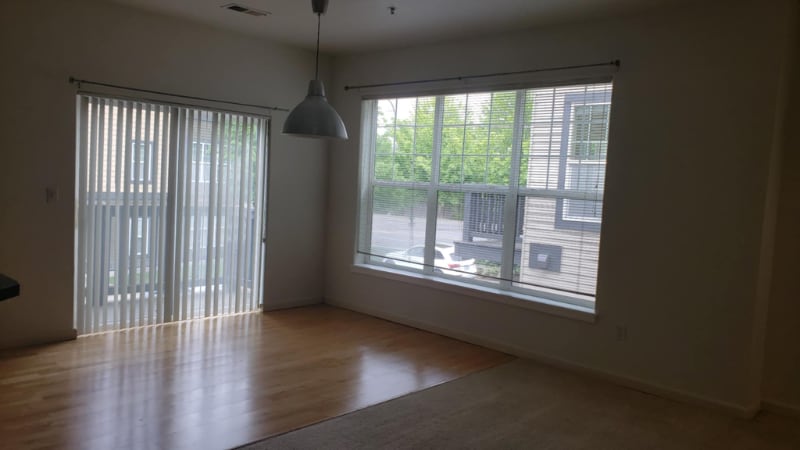 Building Photo - 1130 SW 170th Ave